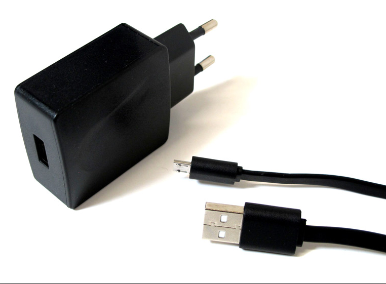 Enerpower 5V Mikro USB Ladegerät für Sony Playstation 4 PS4 Controller