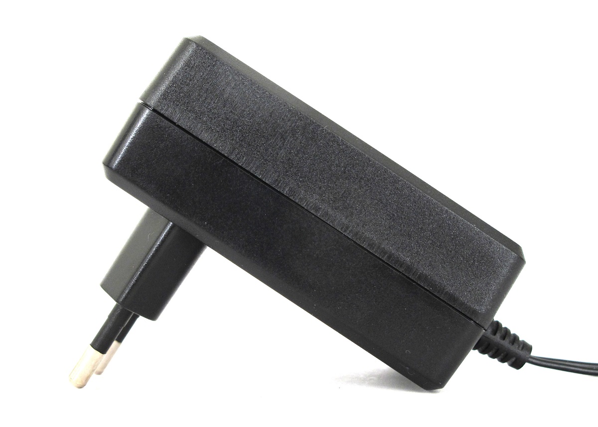 AVM FRITZ!Repeater 3000 AX Netzteil 12V AC-DC 2A Ausgang (24W) 5.5 x 2,5 mm EU (GS)   