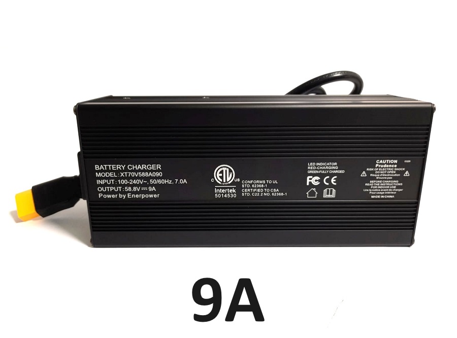 Ladegerät 58,8V 9A