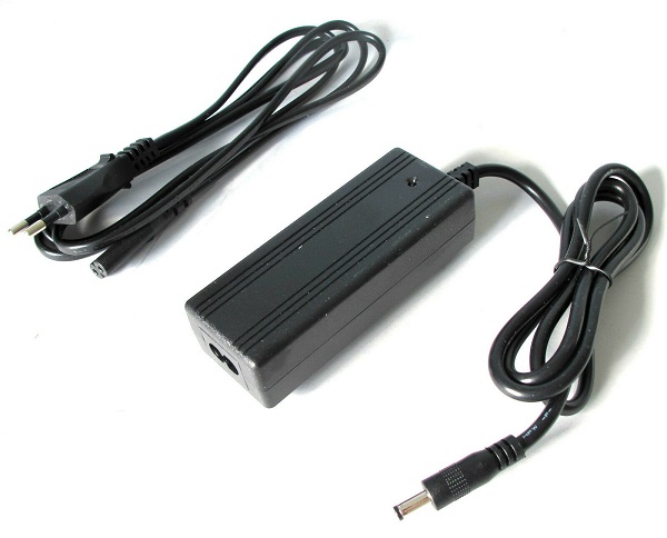 ENERpower 4S2P Akku 14,4V-14,8V 6800 mAh Li-Ion mit Kabeln offenen Enden