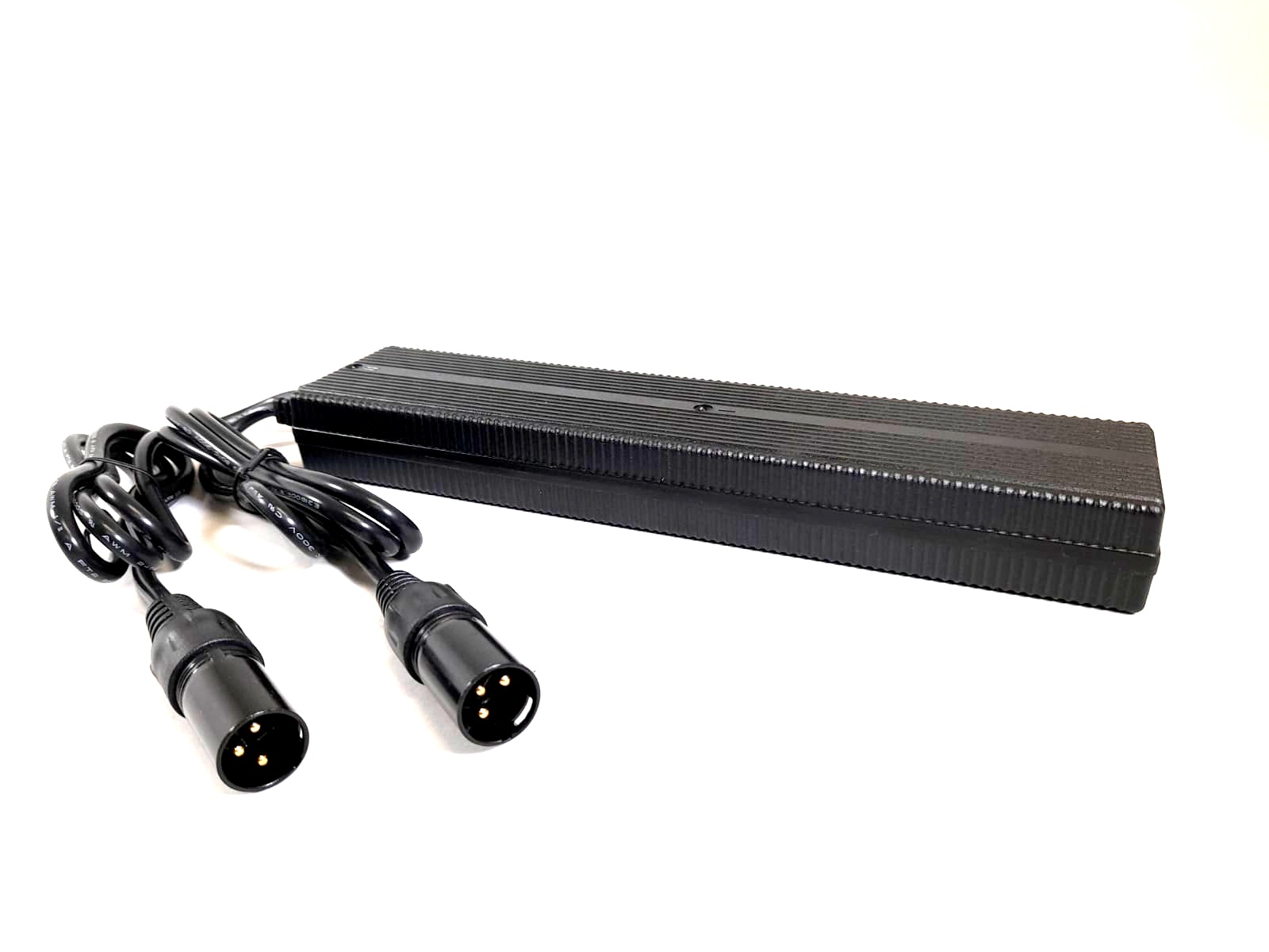 Fuyuang Duales Ladegerät 42V 2A 2 Ausgänge (170W) XLR-3