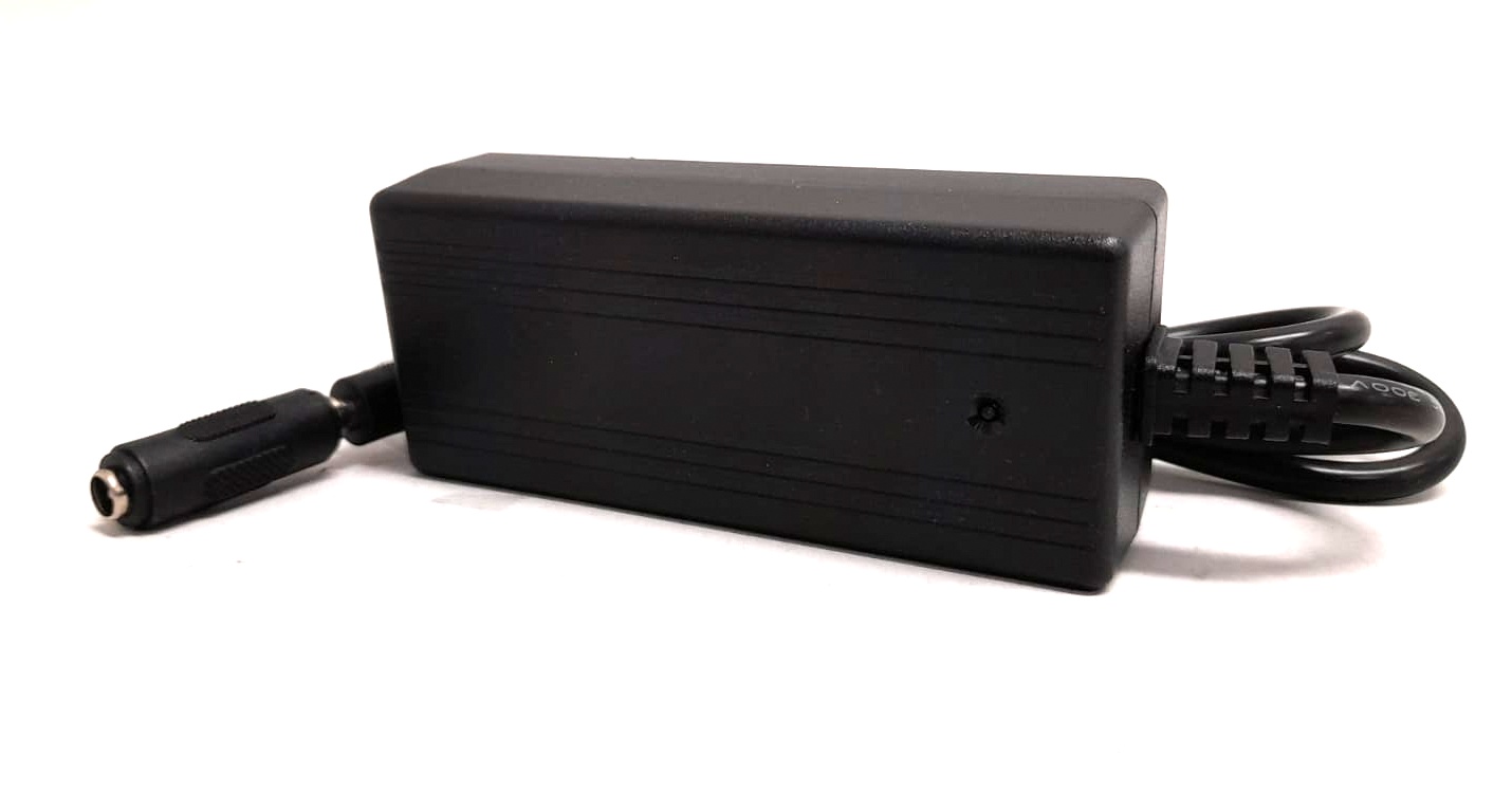 3A Ladegerät für 12V Akkus LiFePO4 4S DC Rundstecker weiblich ENERpower Wall